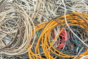 Jak przygotować odpady kablowe z zakładu do odbioru i recyklingu metali